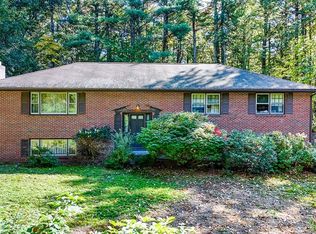 301 Springs Rd, Bedford, MA 01730