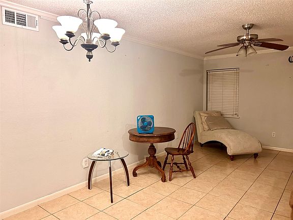 5th image of 11643 Chimney Rock Rd APT B