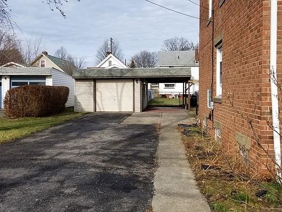 2nd image of 14100 Viola Ave
