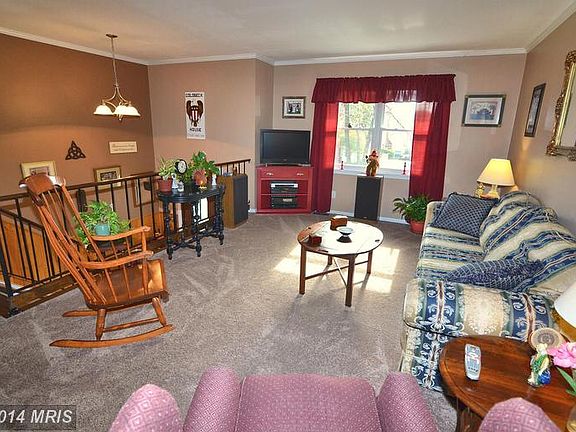 5th image of 2306 Dartmouth Ln