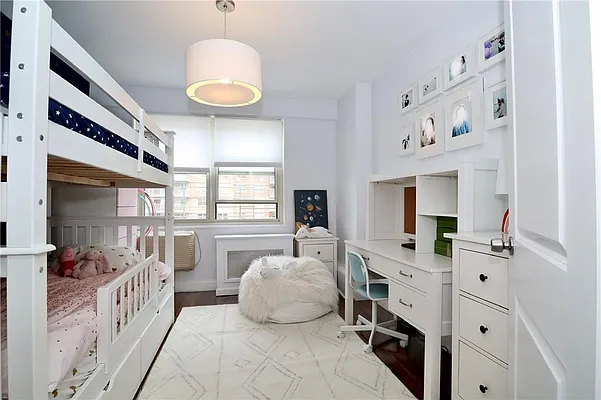 Sold by Remax Edge | media 32