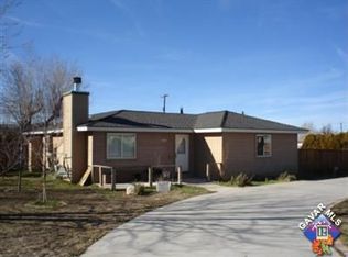 907 S Curry St, Tehachapi, CA 93561
