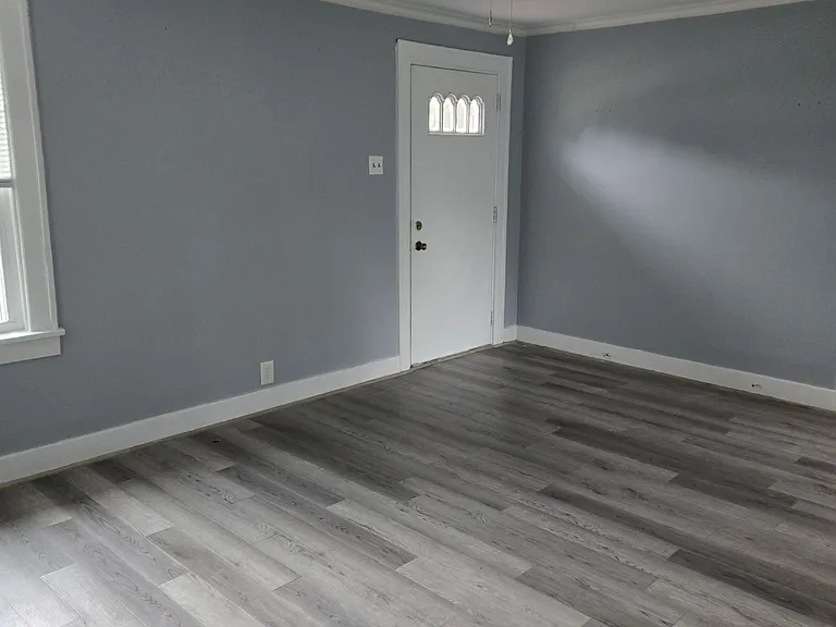 586 N Carolina Ave — Photo 8