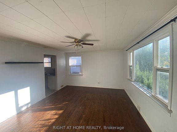 3rd image of 97 E Galloway Rd