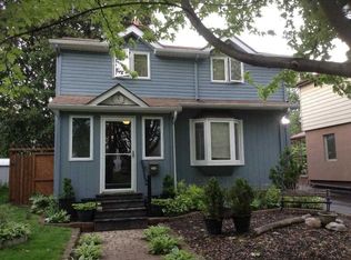 6 The Wishbone, Toronto, ON M6M2T5