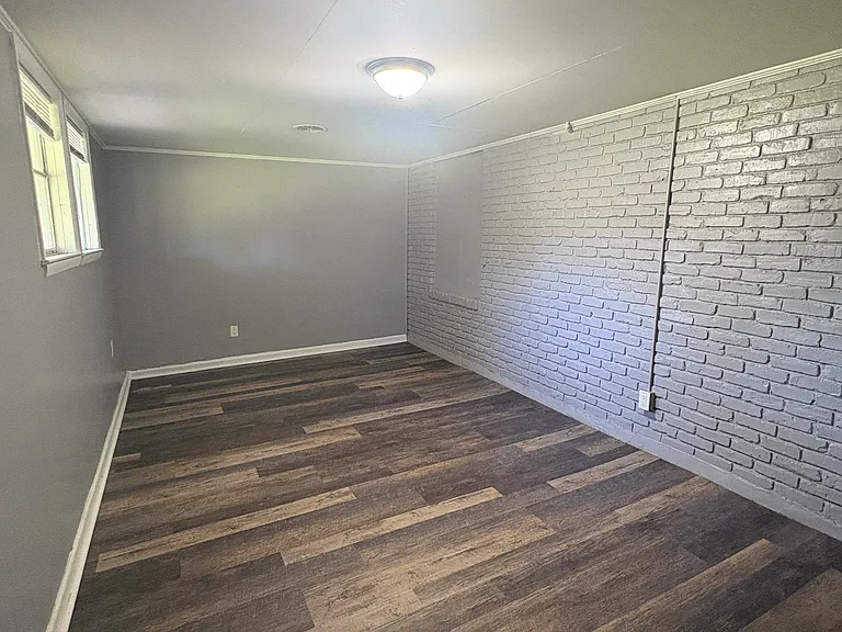 1219 Biscayne Dr — Photo 3