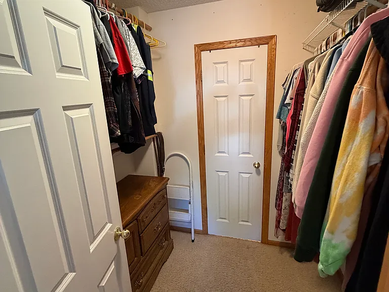 8920 Pheasant Ln — Photo 17
