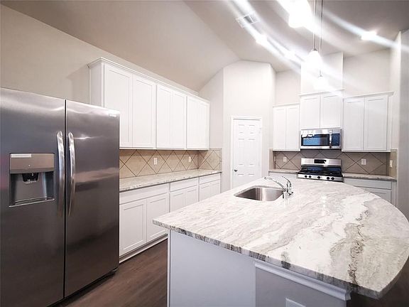 4th image of 24406 Winter Lakes Dr