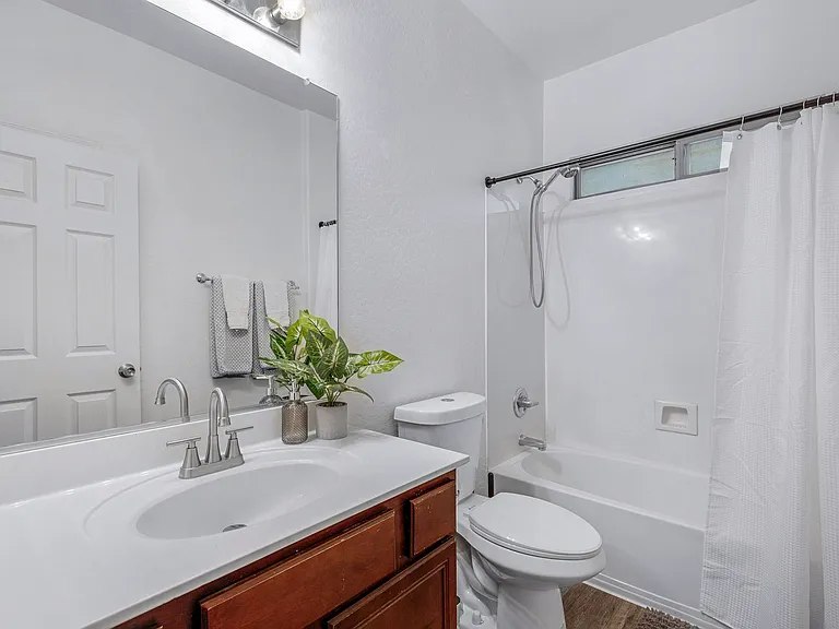 Downstairs shared bathroom