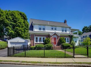 37 Orchard St, Watertown, MA 02472