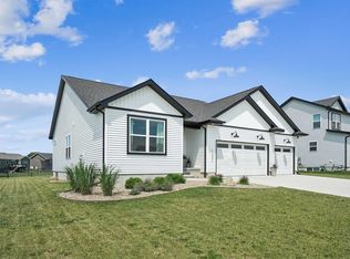 1337 Partridge Ln, Waterloo, IA 50701