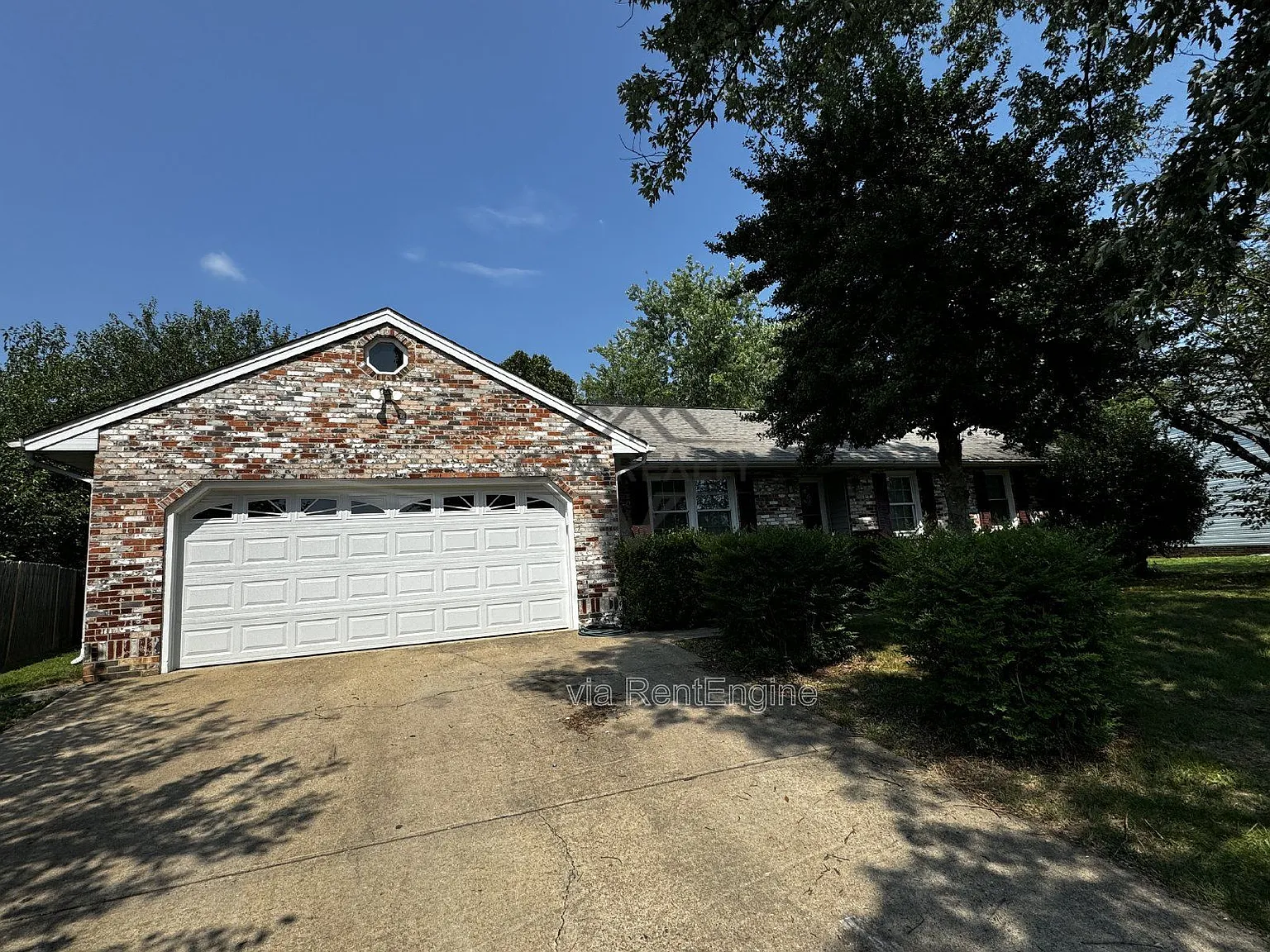 3 bed, 2.0 bath, 1466 sqft, $2,375 — Photo 4