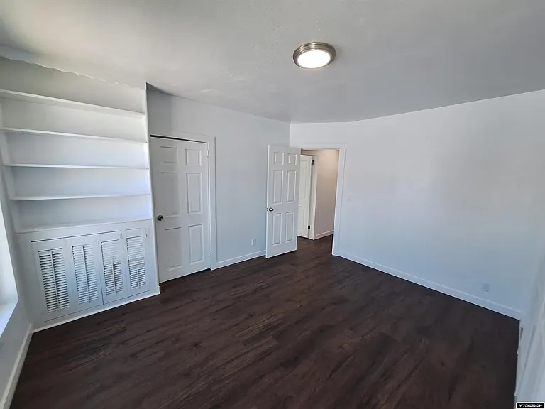 1137 Main St — Photo 5
