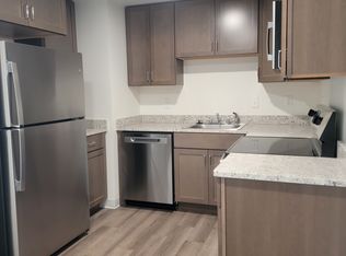 (Undisclosed Address), Braintree, MA 02184