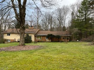 232 Springdale Ln, Moreland Hills, OH 44022