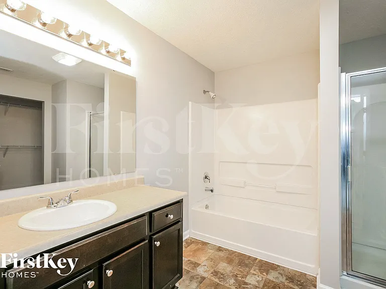 13815 Zion Ct — Photo 10