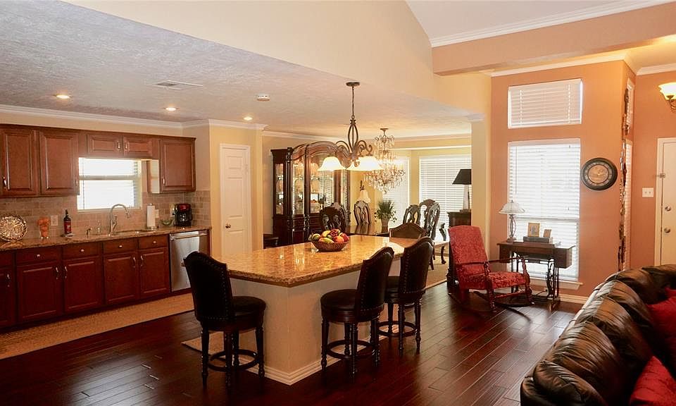 1st image of 14203 Orchard Farms Ln