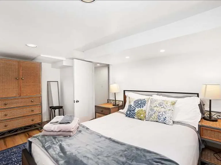 1414 W Fletcher St #1R — Photo 26