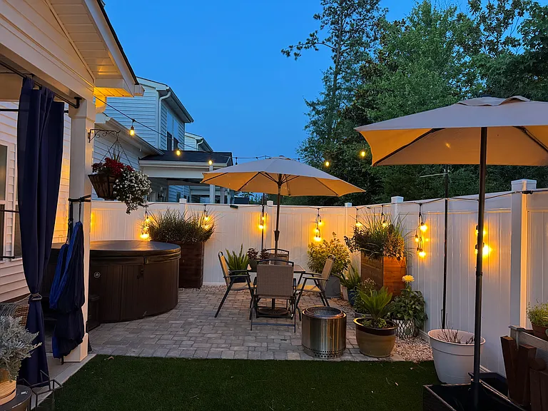 Back Yard - Patio