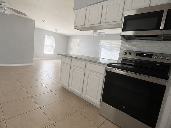 4th image of 27144 Snapper Creek Ln