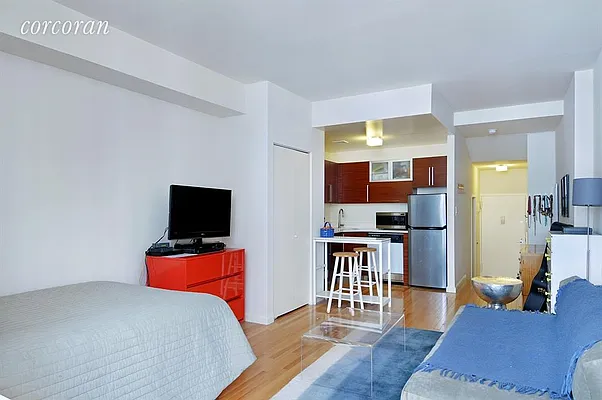 Rented by Corcoran | media 21