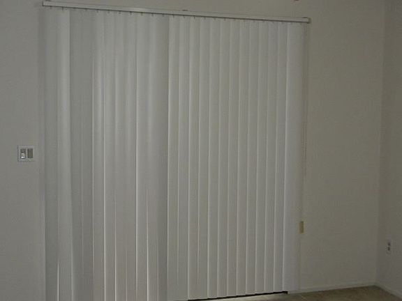 3rd image of 529 Little River Way