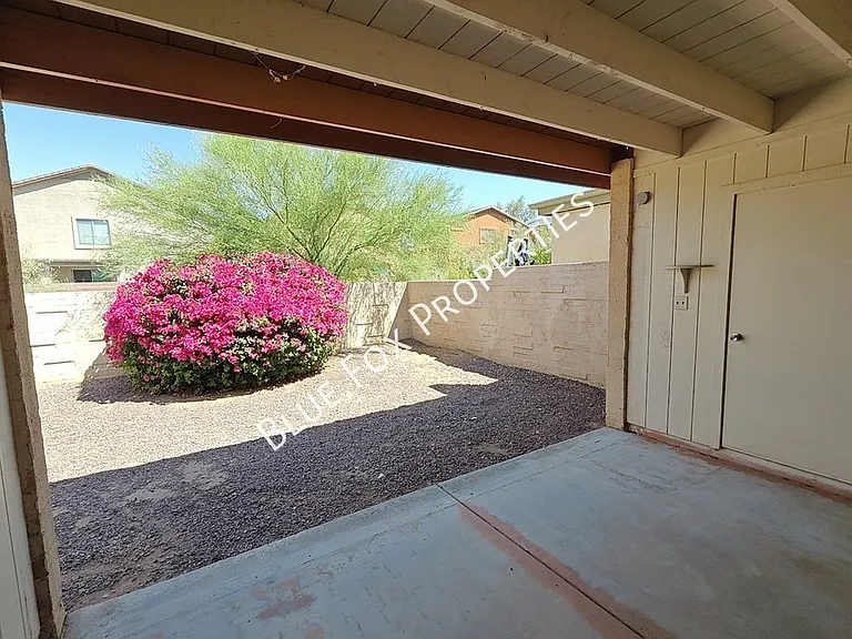 8305 N Midnight Way — Photo 26