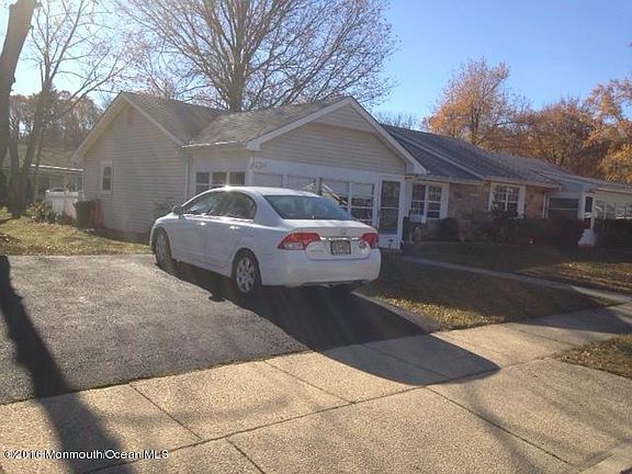 5th image of 126 Azalea Ct #A