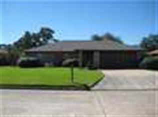 7709 Barryknoll Ln, Port Arthur, TX 77642