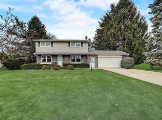 3524 Olympia Dr, Racine, WI 53406