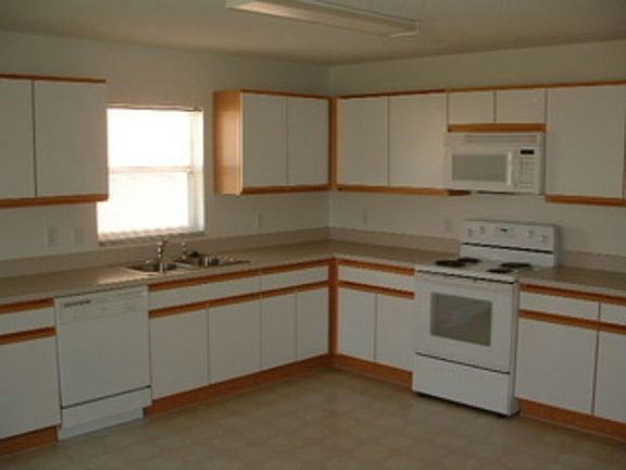 2nd image of 15156 Sugargrove Way