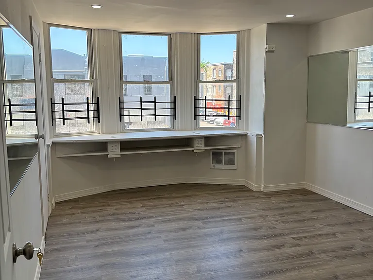 5903 N Broad St #2 — Photo 4