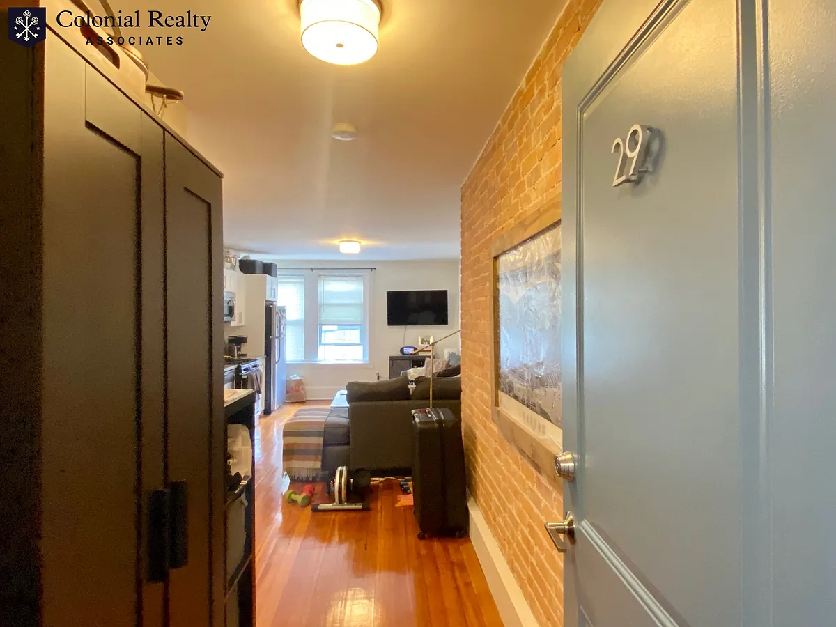 Building Photo - 83 Harvard St #27