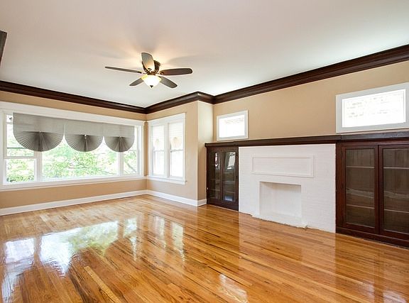 3rd image of 7834 S Langley Ave