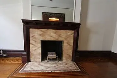 Rented by Robyn Lee, LREB