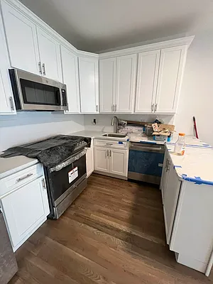 Rented by Standard Living Realty Inc | media 15