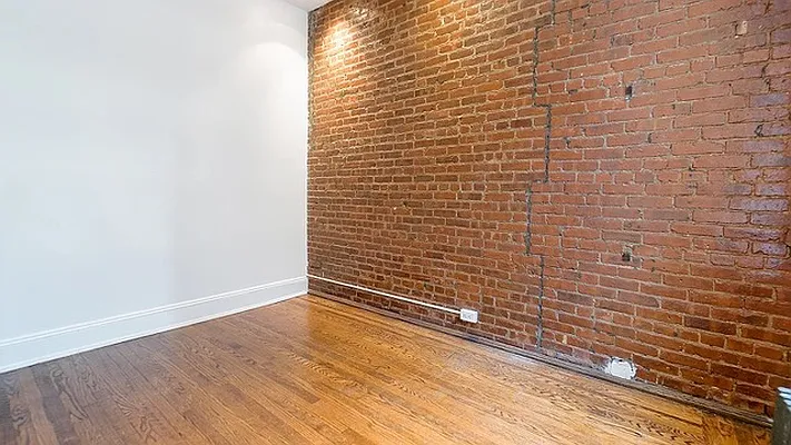 Rented by Promise Rich Realty Inc. | media 10