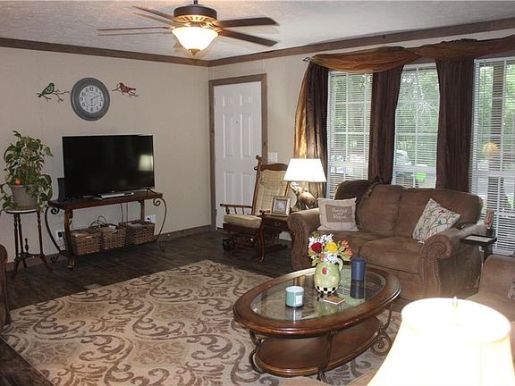 2nd image of 410 Massengale Rd