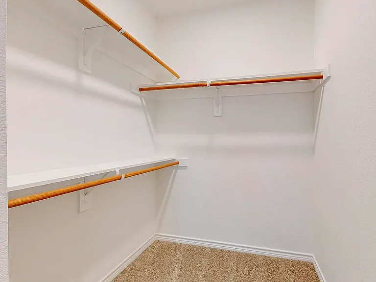 6818 Cortona Ln — Photo 16