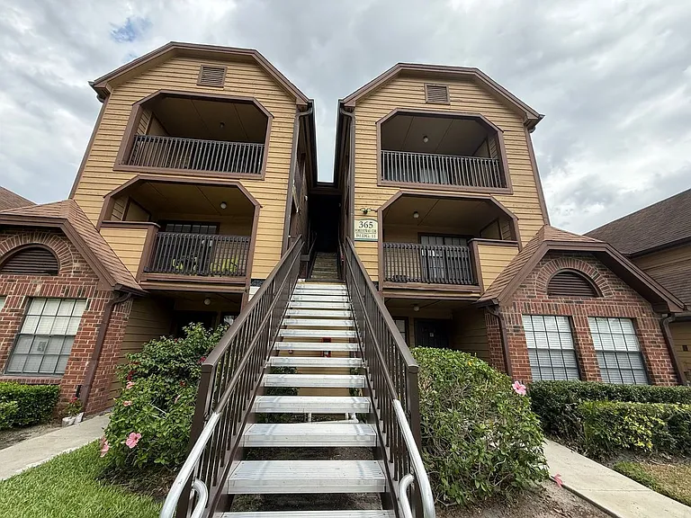 365 Forestway Cir #202 — Photo 2