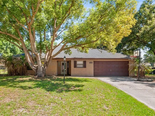 905 Van Dr, Auburndale, FL 33823
