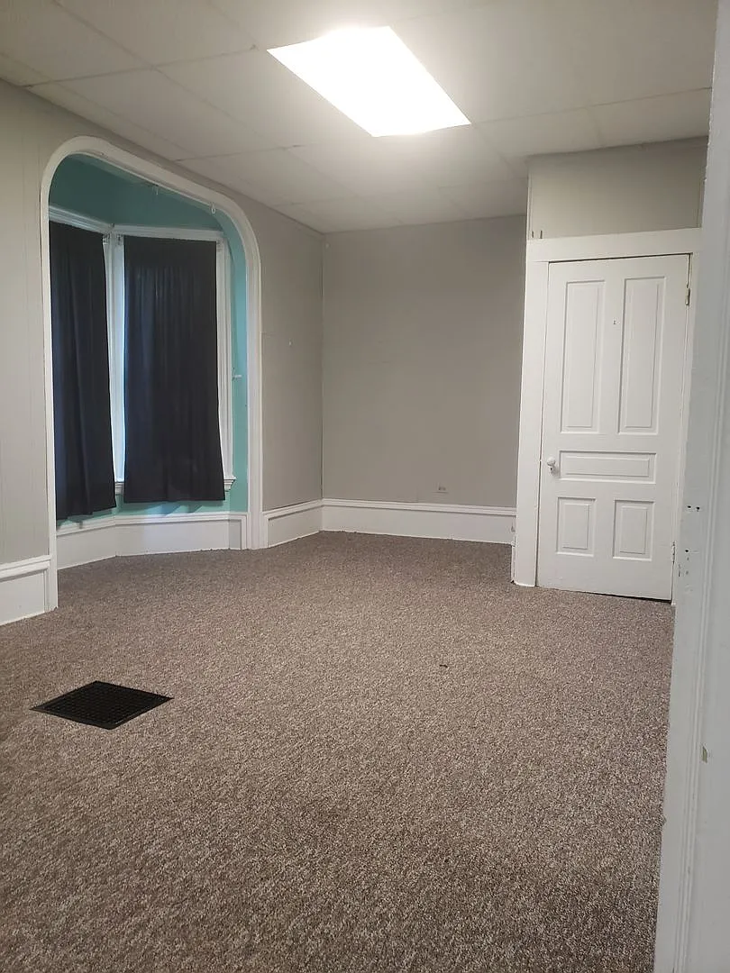 528 South Warren Avenue — Photo 1