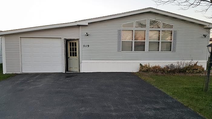 1st image of 161 East Ave