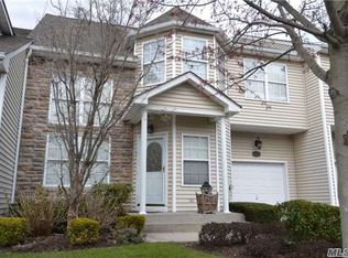 60 Tiffany Way, Nesconset, NY 11767