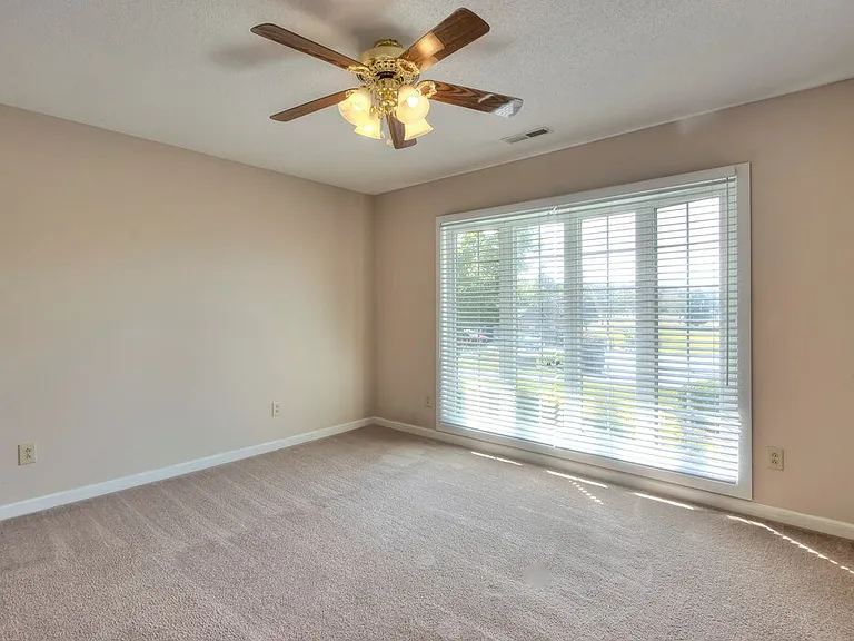 6435 Montpelier Ln — Photo 37