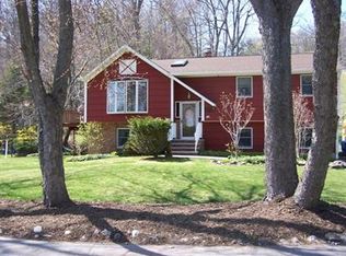 41 Belmont Dr, West Milford, NJ 07480