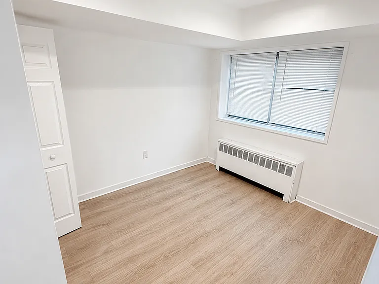 160 Myrtle Ave #1 — Photo 4