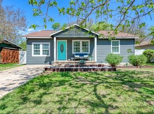 5402 Downs Dr, Austin, TX 78721