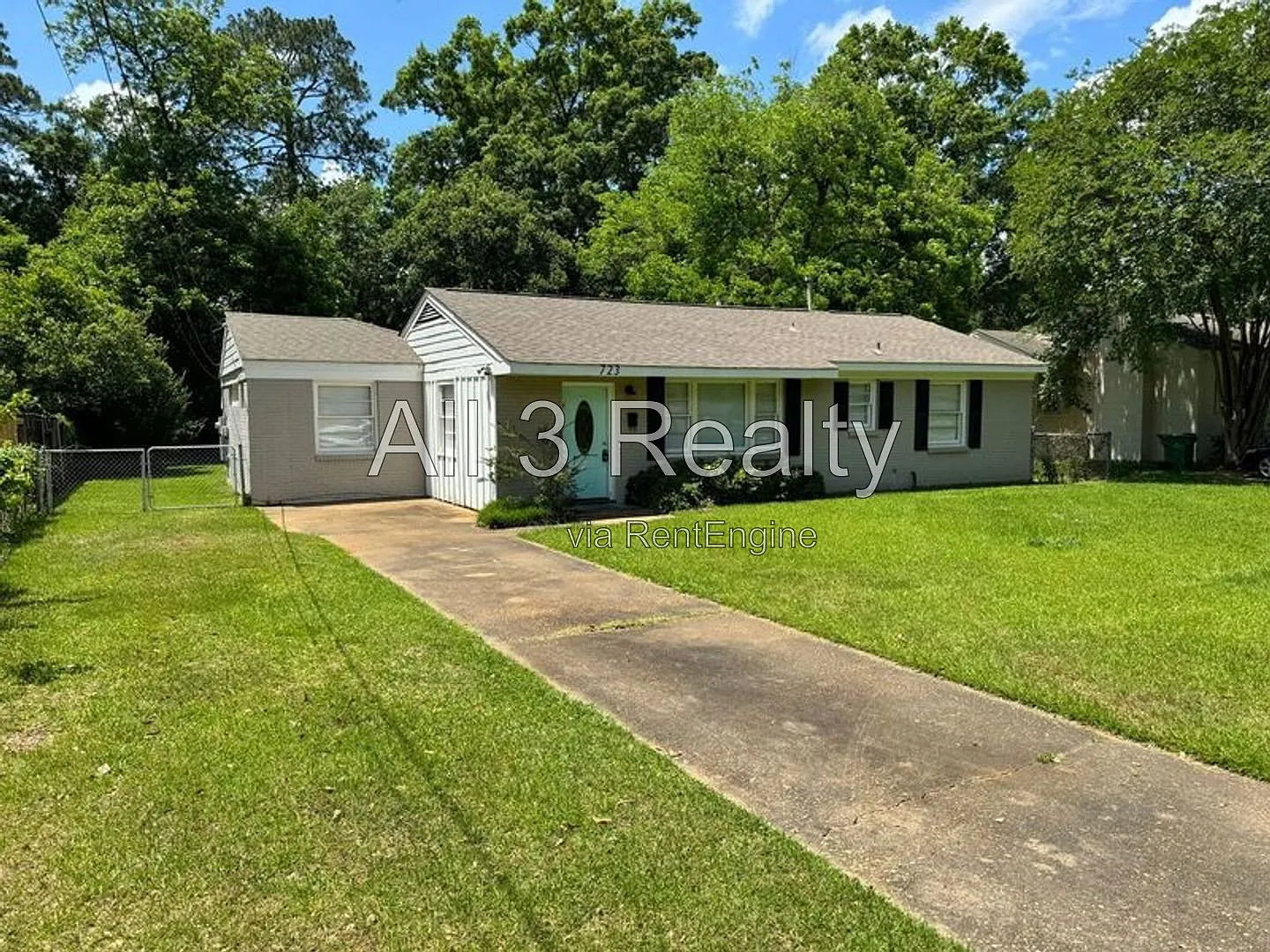 3 bed, 1.0 bath, 1410 sqft, $1,195 — Photo 4