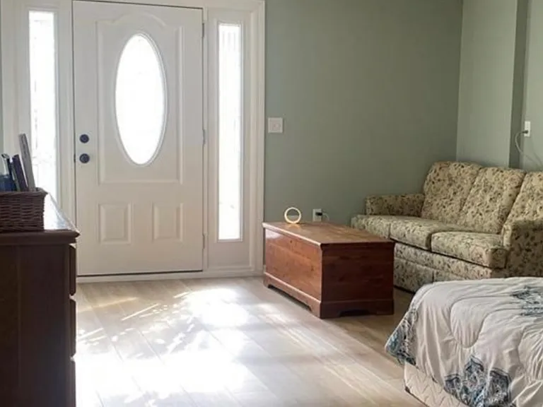 4926 Easton St #B — Photo 3